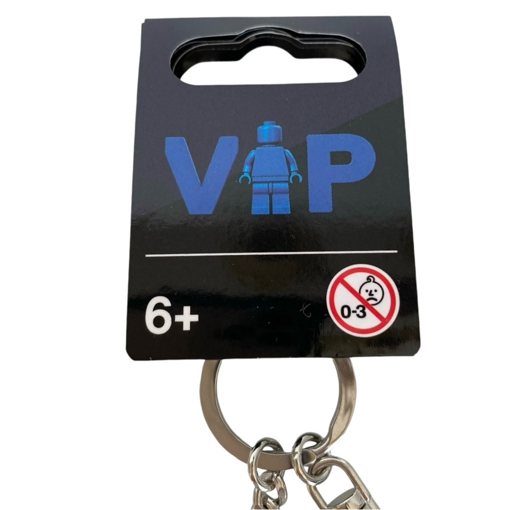 Lego VIP Mini Figure 854090 Keychain - Picture 3 of 13